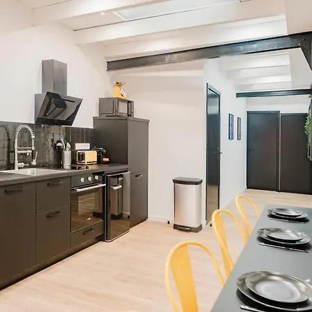 Unique 2-bedroom Loft In The Heart Of *