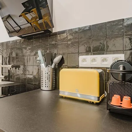 Unique 2-bedroom Loft In The Heart Of Apartman